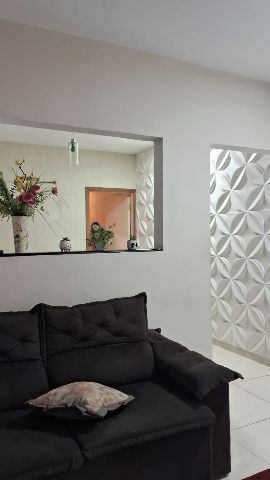 Casa com 125m² 3 quartos e 1 banheiro, à venda, no bairro Jardim Santa Luzia em Pindamonhangaba