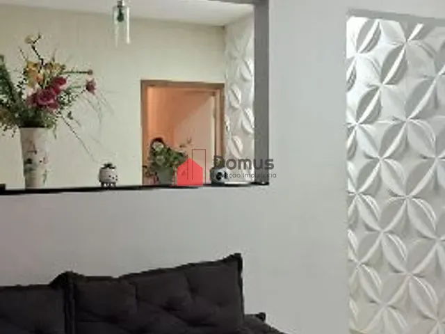 Casa com 125m² 3 quartos e 1 banheiro, à venda, no bairro Jardim Santa Luzia em Pindamonhangaba