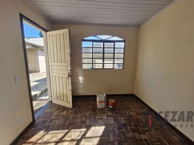 Casa 3 quartos e 1 banheiro, para alugar, no bairro Bairro Alto em Curitiba