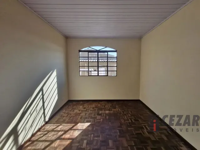 Casa 3 quartos e 1 banheiro, para alugar, no bairro Bairro Alto em Curitiba
