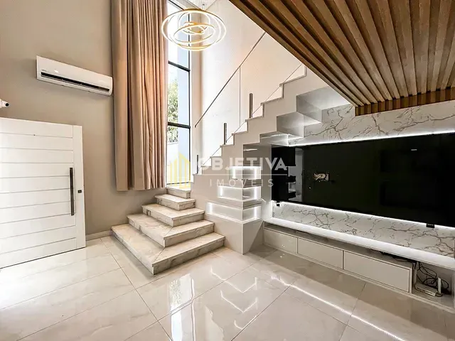 Casa 3 quartos e 3 banheiros, para alugar, no bairro Rondônia em Novo Hamburgo