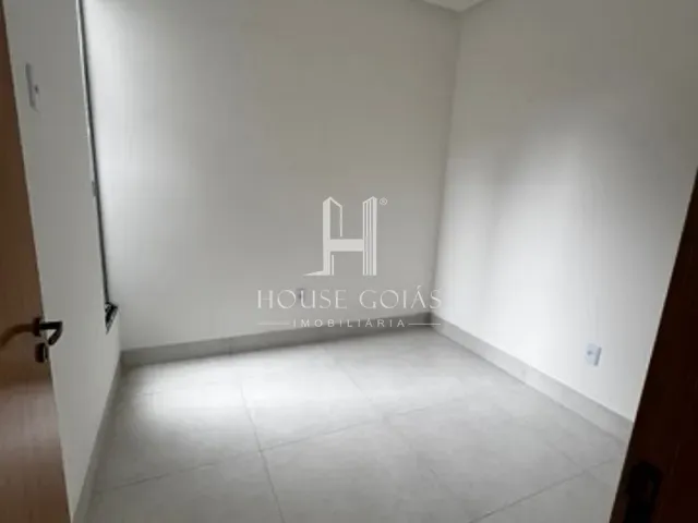 Casa com 150m² 2 quartos e 2 banheiros, à venda, no bairro Residencial Solar Ville em Goiânia