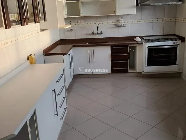 Casa com 240m² 3 quartos e 2 banheiros, à venda, no bairro Jardim São Caetano em São Caetano do Sul