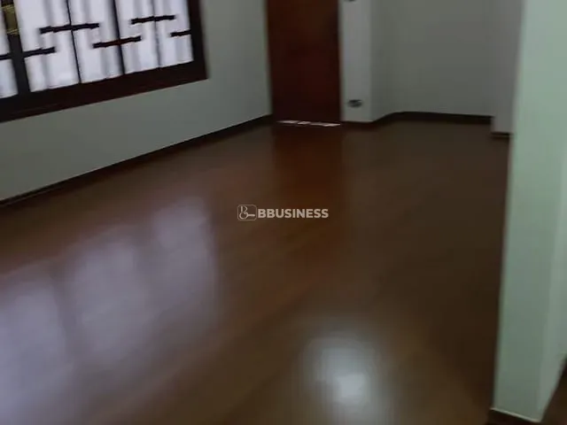 Casa com 240m² 3 quartos e 2 banheiros, à venda, no bairro Jardim São Caetano em São Caetano do Sul
