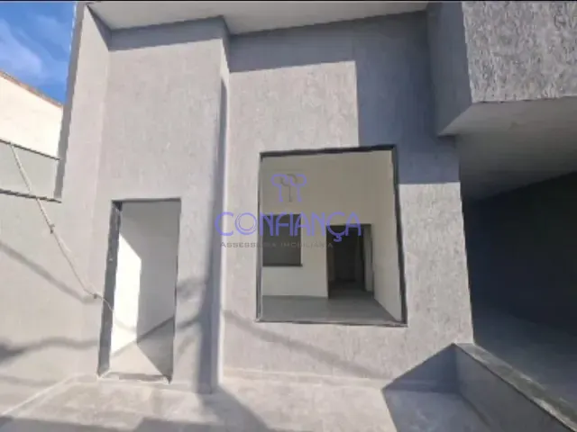 Casa 2 quartos e 3 banheiros, à venda, no bairro Campo Grande em Rio de Janeiro