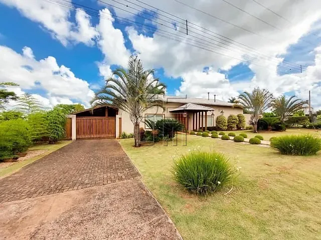 Casa com 2624m², à venda, no bairro Recanto Santa Andréa em Cambé