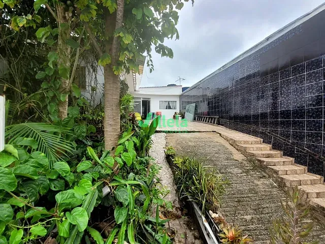 Casa 2 quartos e 1 banheiro, para alugar, no bairro Parque Recanto Mônica em Itaquaquecetuba