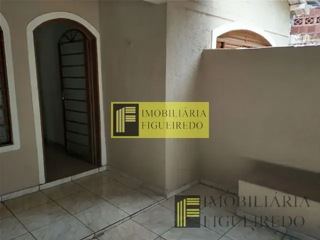 Casa com 60m² 2 quartos e 1 banheiro, para alugar, no bairro Solo Sagrado em São José do Rio Preto