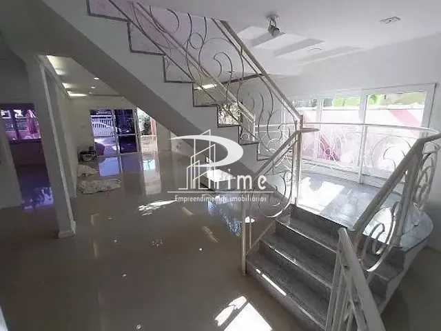 Casa 4 quartos e 4 banheiros, à venda, no bairro Piratininga em Niterói