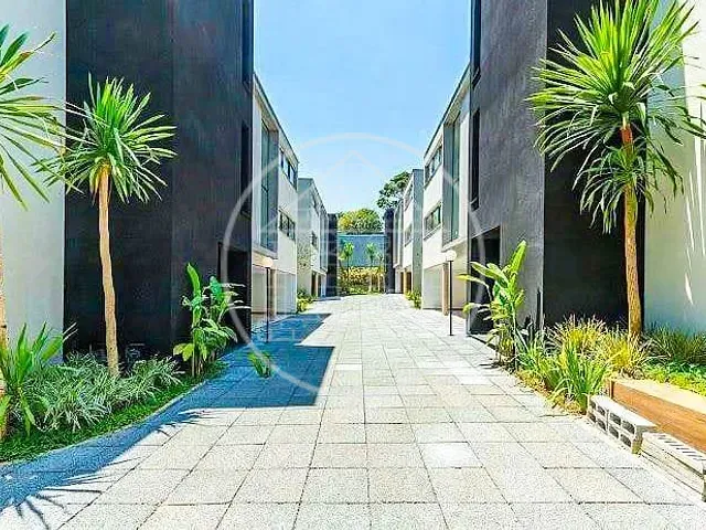 Casa com 250m² 4 quartos e 6 banheiros, à venda, no bairro Jardim Cordeiro em São Paulo
