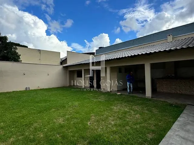 Casa com 420m² 5 quartos e 6 banheiros, à venda, no bairro Parque Amazônia em Goiânia