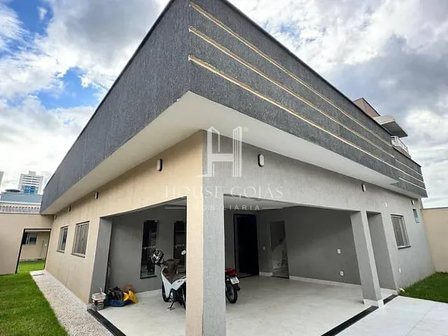 Casa com 420m² 5 quartos e 6 banheiros, à venda, no bairro Parque Amazônia em Goiânia