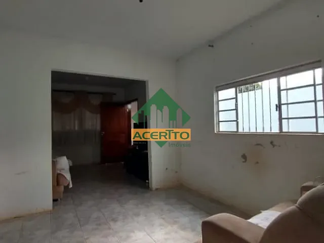 Casa com 300m² 3 quartos e 1 banheiro, à venda, no bairro Palmeiras em Araçatuba