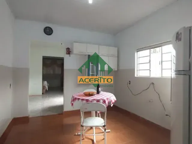 Casa com 300m² 3 quartos e 1 banheiro, à venda, no bairro Palmeiras em Araçatuba