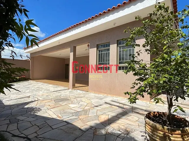 Casa com 490m² 4 quartos e 5 banheiros, à venda, no bairro City Ribeirão em Ribeirão Preto