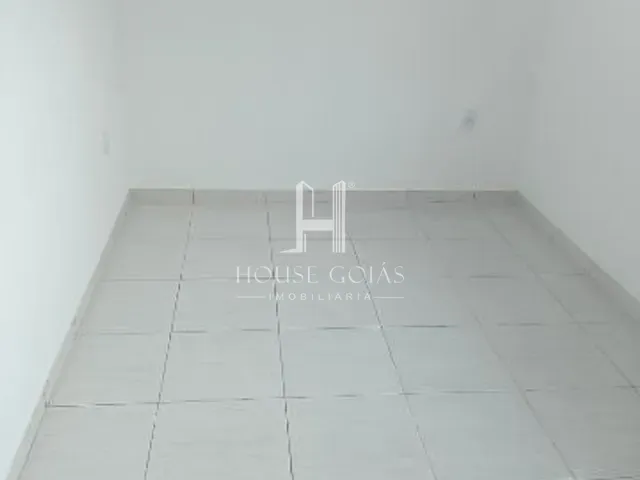 Casa com 182m² 2 quartos e 2 banheiros, à venda, no bairro Villa Romana em Aparecida de Goiânia