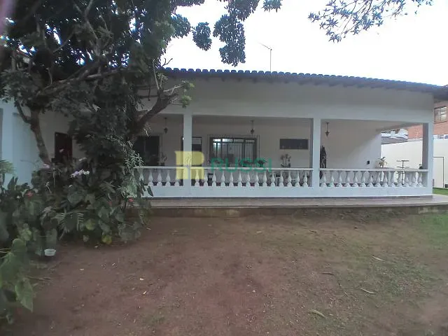 Casa com 800m² 4 quartos e 5 banheiros, à venda, no bairro Jardim Apolo I em São José dos Campos