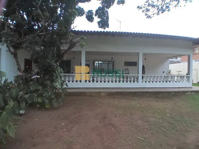 Casa com 800m² 4 quartos e 5 banheiros, à venda, no bairro Jardim Apolo I em São José dos Campos
