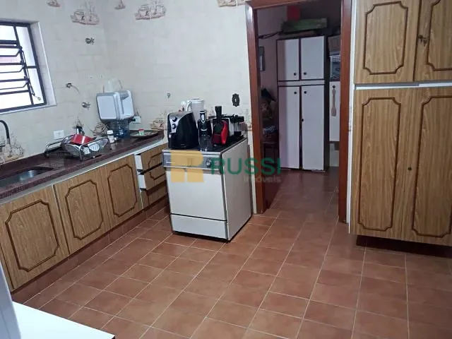 Casa com 800m² 4 quartos e 5 banheiros, à venda, no bairro Jardim Apolo I em São José dos Campos