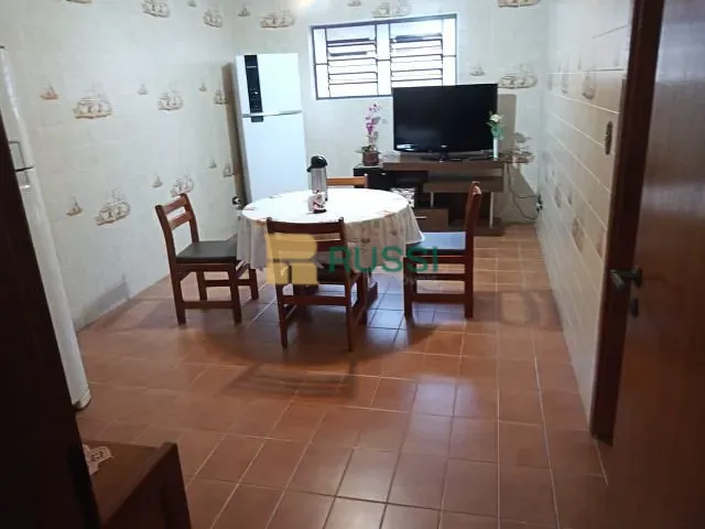 Casa com 800m² 4 quartos e 5 banheiros, à venda, no bairro Jardim Apolo I em São José dos Campos