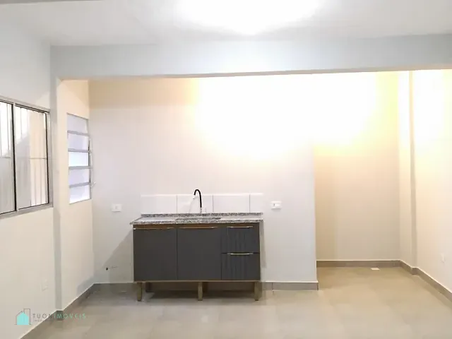 Casa com 57m² 2 quartos e 1 banheiro, para alugar, no bairro Jardim Maristela em São Paulo