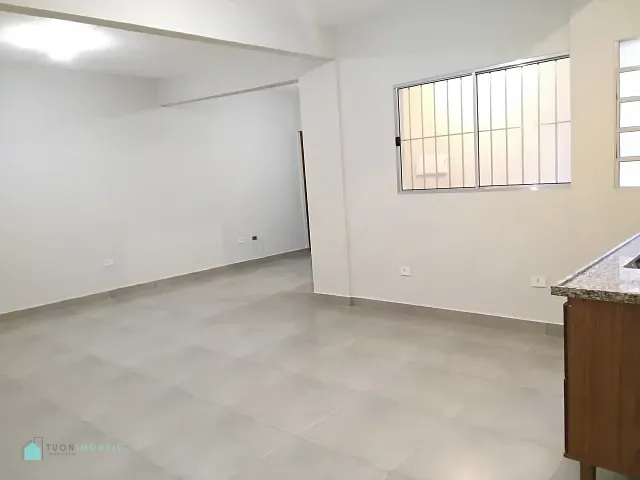 Casa com 57m² 2 quartos e 1 banheiro, para alugar, no bairro Jardim Maristela em São Paulo