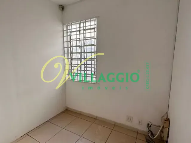 Casa com 200m² 4 quartos e 2 banheiros, à venda ou para alugar, no bairro Centro em São José do Rio Preto