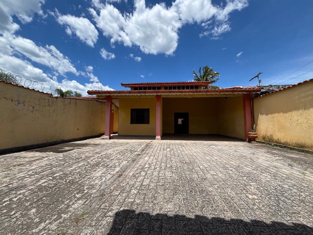 Casa 2 quartos e 2 banheiros, à venda ou para alugar, no bairro Rio da Praia em Bertioga