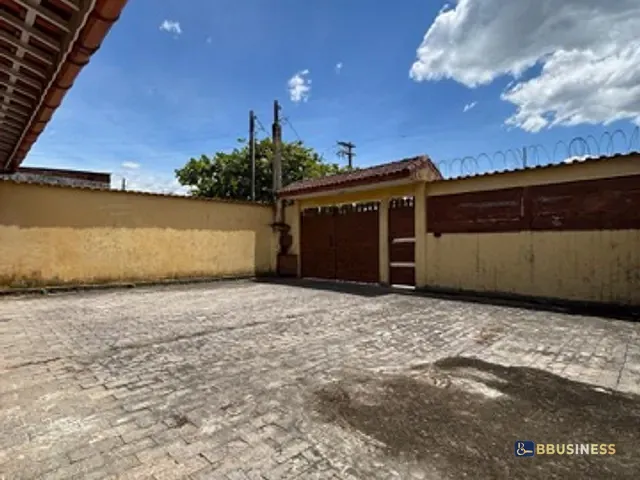 Casa 2 quartos e 2 banheiros, à venda ou para alugar, no bairro Rio da Praia em Bertioga
