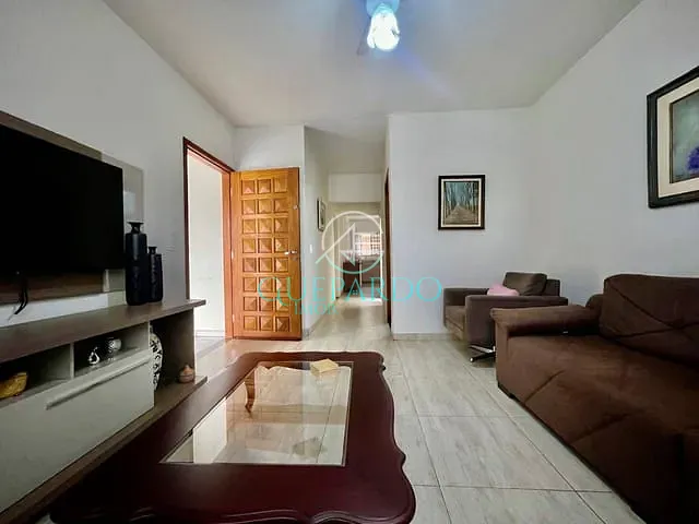 Casa com 200m² 3 quartos e 3 banheiros, à venda, no bairro Jardim Colúmbia D em Londrina