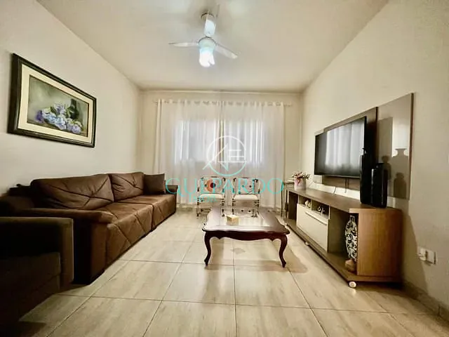 Casa com 200m² 3 quartos e 3 banheiros, à venda, no bairro Jardim Colúmbia D em Londrina
