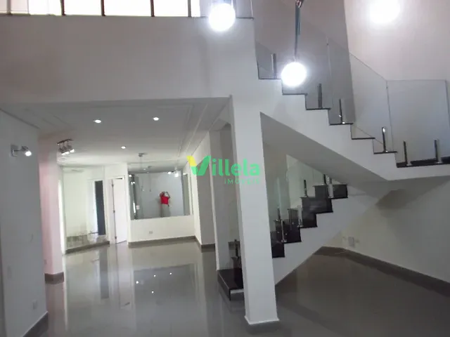 Casa com 300m² 2 quartos e 1 banheiro, à venda, no bairro Cidade Parquelandia em Mogi das Cruzes