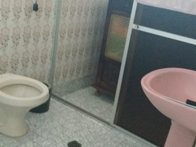 Casa com 140m² 3 quartos e 3 banheiros, à venda, no bairro Parque São Domingos em Pindamonhangaba