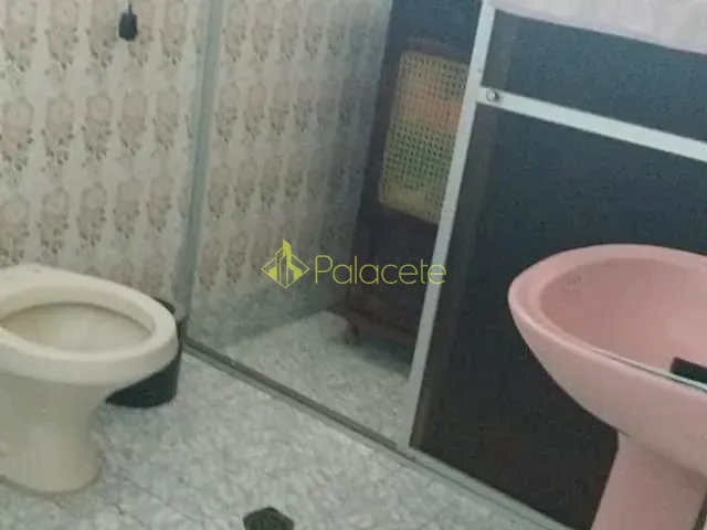 Casa com 140m² 3 quartos e 3 banheiros, à venda, no bairro Parque São Domingos em Pindamonhangaba
