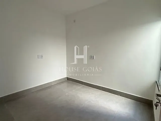 Casa com 120m² 2 quartos e 1 banheiro, à venda, no bairro Residencial Cidade Jardim em Trindade