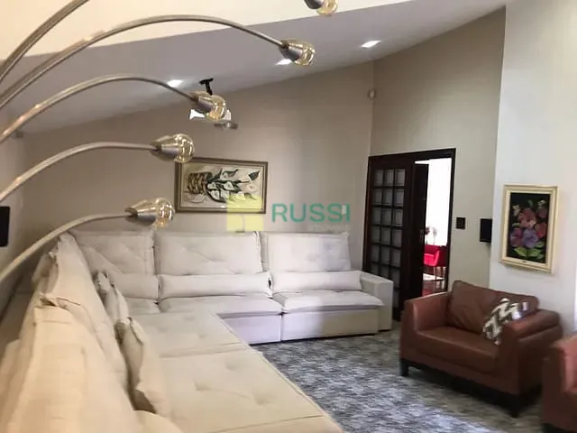 Casa 4 quartos e 6 banheiros, à venda, no bairro Jardim das Indústrias em São José dos Campos