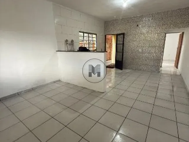 Casa com 125m² 1 quarto e 1 banheiro, à venda, no bairro Residencial Mantiqueira em Pindamonhangaba