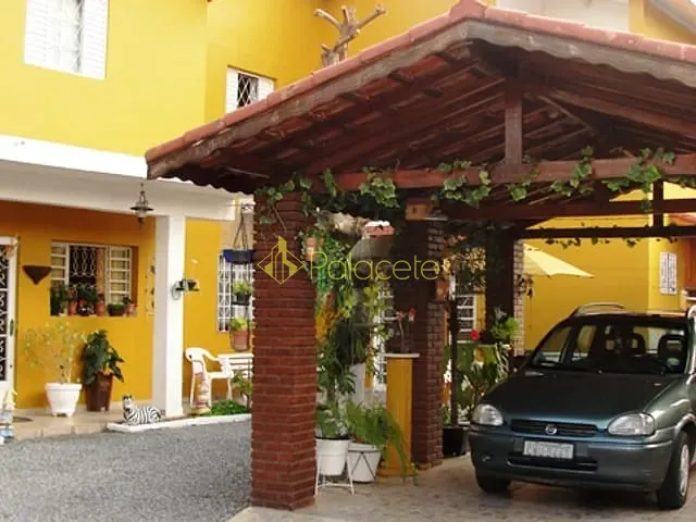 Casa com 320m² 4 quartos e 1 banheiro, à venda, no bairro Carangola em Pindamonhangaba