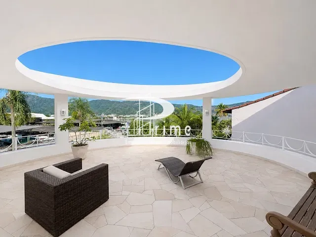 Casa com 1000m² 5 quartos e 6 banheiros, à venda, no bairro São Francisco em Niterói