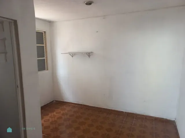 Casa 3 quartos e 1 banheiro, à venda, no bairro Jardim Monjolo em São Paulo