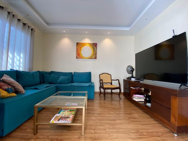 Foto do Casa - Casa à Térrea venda, Parque Jamaica, Londrina, PR - 3 Quartos sendo 1 suíte - Armários - Quintal - Garagem - Jardim | Guepardo Imob