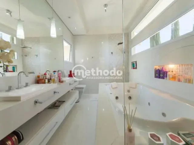 Casa com 360m² 5 quartos e 6 banheiros, à venda, no bairro Swiss Park em Campinas