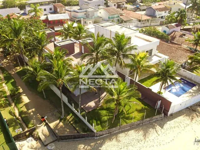 Casa com 630m² 4 quartos e 4 banheiros, à venda, no bairro Sapé em Ubatuba