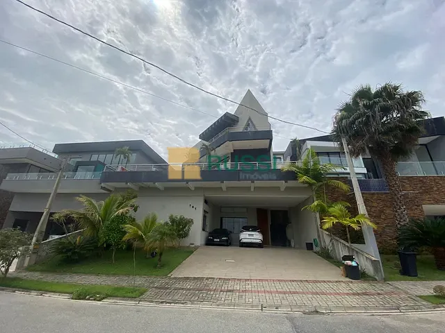 Casa 4 quartos e 6 banheiros, à venda, no bairro Condomínio Residencial Jaguary em São José dos Campos
