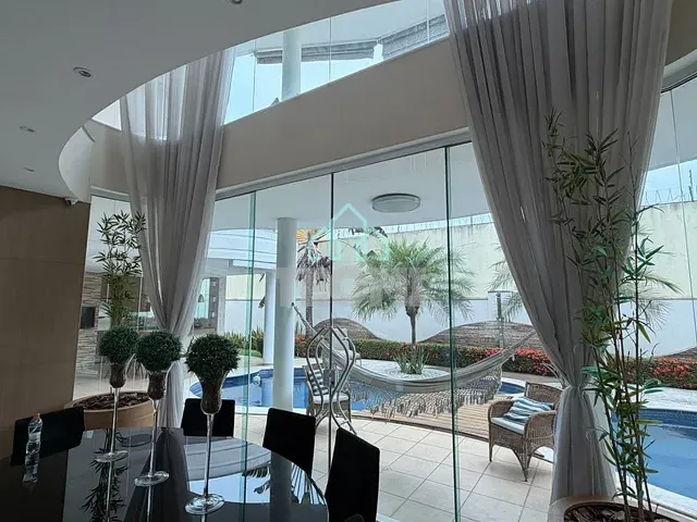 Casa 3 quartos e 6 banheiros, à venda, no bairro Loteamento Residencial Porto Seguro em Tremembé
