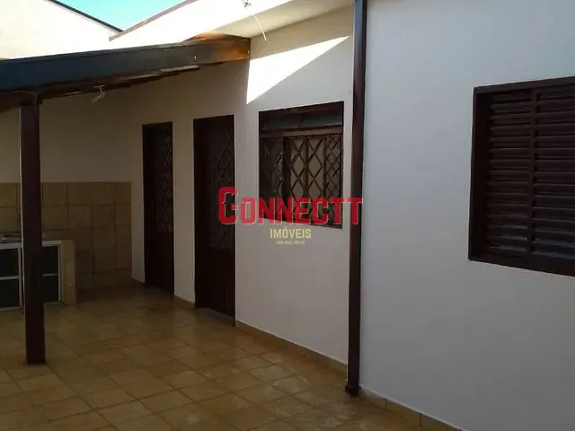 Casa com 250m² 4 quartos e 3 banheiros, à venda, no bairro Vila Albertina em Ribeirão Preto