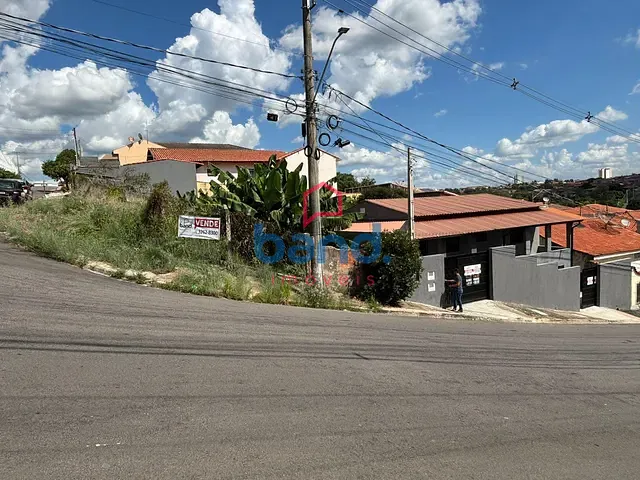 Casa 3 quartos e 2 banheiros, à venda ou para alugar, no bairro Jardim Bela Vista em Porto Feliz