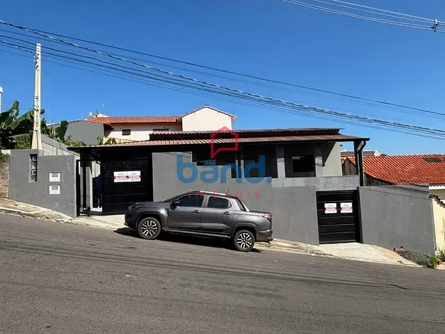 Casa 3 quartos e 2 banheiros, à venda ou para alugar, no bairro Jardim Bela Vista em Porto Feliz
