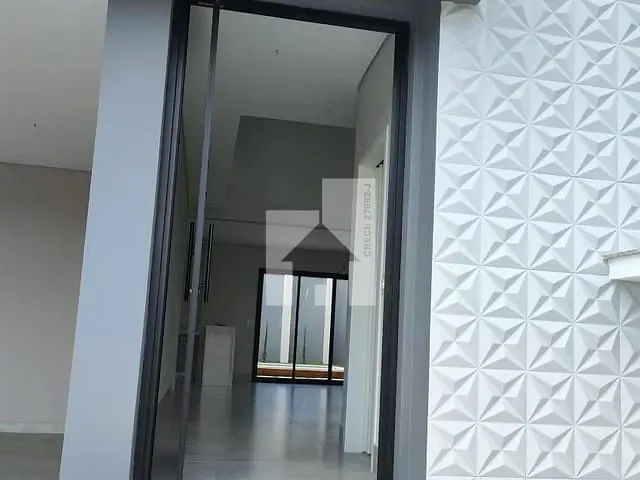 Casa com 306m² 3 quartos e 3 banheiros, à venda, no bairro Jardim Celeste em Jundiaí