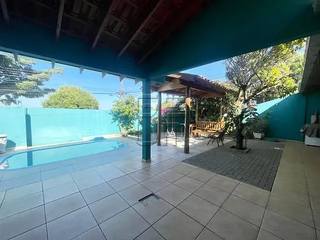 Casa com 360m² 3 quartos e 3 banheiros, à venda, no bairro Loteamento Chamonix em Londrina
